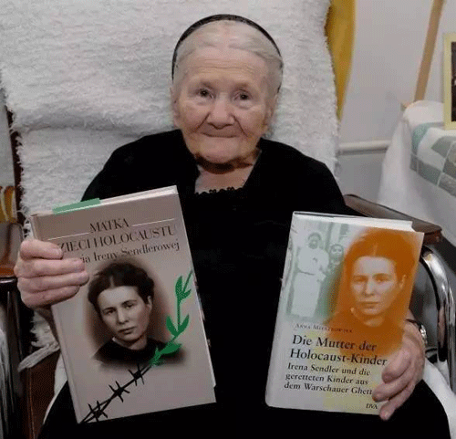 Irena Sendler (1910 - 2008) nổi tiếng thế giới khi đóng giả làm y tá để cứu sống nhiều  trẻ em Do Thái trong Thế chiến 2. Trên thực tế, bà là nhân viên của Sở Phúc lợi Warsaw, Ba Lan.