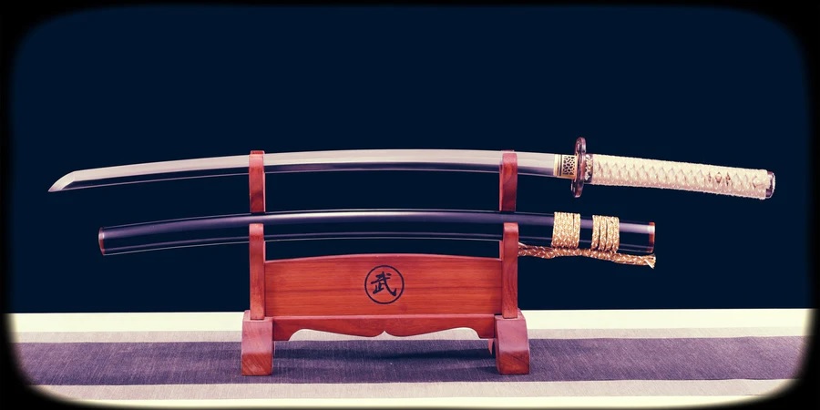 Vũ khí huyền thoại gắn liền với tên tuổi của samurai Nhật Bản