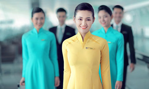 Vẻ đẹp tiếp viên Vietnam Airlines xinh đẹp trong đồng phục mới