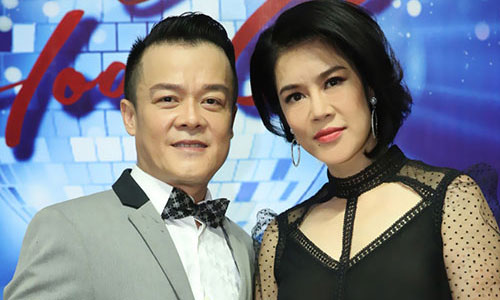 Thu Phương hoãn chuyến bay về Mỹ để song ca cùng anh trai 