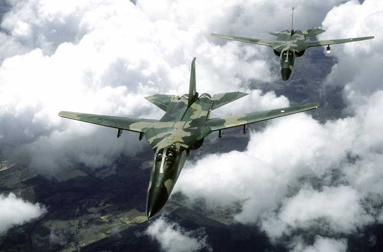 Tận mắt vũ khí Việt Nam bắn hạ siêu cường kích F-111