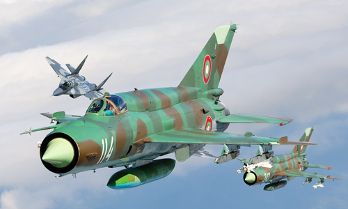 Ảnh đẹp tiêm kích MiG-21 huyền thoại tập trận