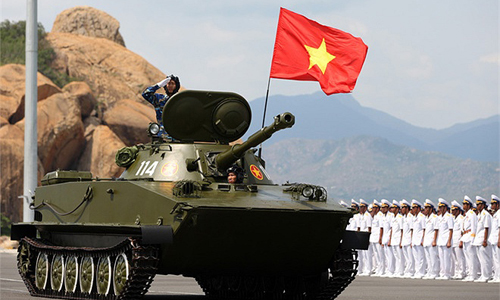 Mổ xẻ “họ hàng ít thấy” xe tăng PT-76B của Việt Nam