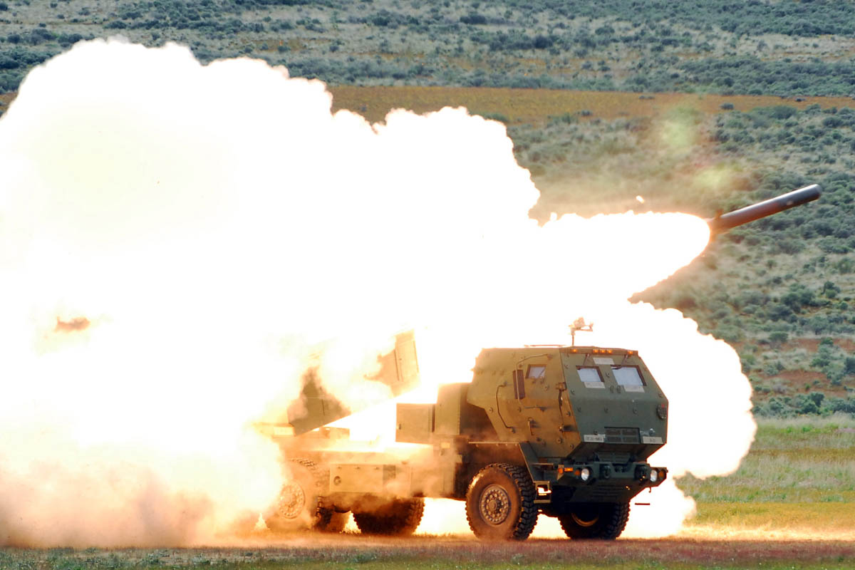 Theo dõi Mỹ thử pháo HIMARS bắn xa 300km “hút hồn” Philippines