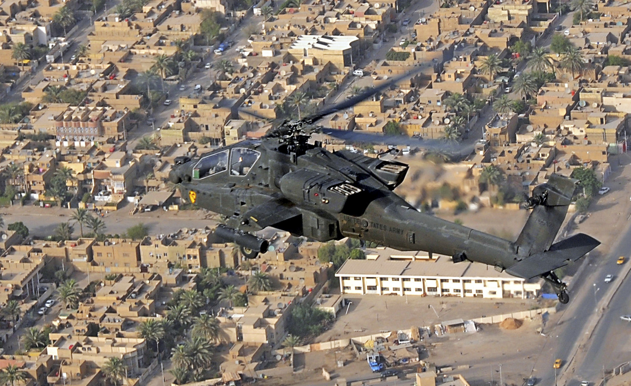 Trực thăng Apache xuất hiện ở Syria, phiến quân IS “khóc thét”