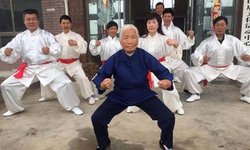 Ảnh: Lão bà luyện kungfu hơn 90 năm ở Trung Quốc