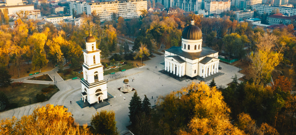 Kỳ lạ Moldova: Quốc gia có "mê cung" rượu vang ẩn sâu dưới đất 