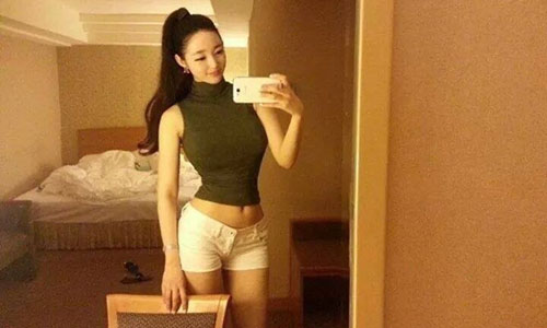 Hot girl thể hình sở hữu dáng vóc vạn người mê