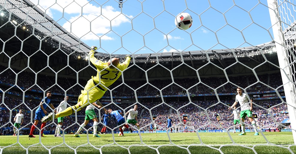 Euro 2016 Pháp 2 - 1 CH Ireland: Tuyệt đỉnh Griezmann 