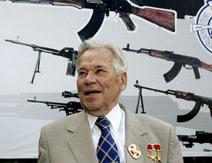 Những khẩu súng huyền thoại làm nên tên tuổi Kalashnikov