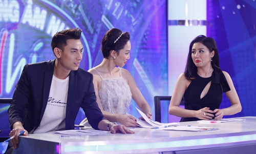 Tóc Tiên, Isaac “bất đồng” trên ghế nóng Vietnam Idol Kids