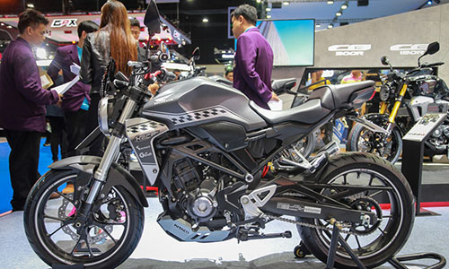 Honda CB300R 2018 giá 4.800 USD, lựa chọn mới phân khúc 300cc