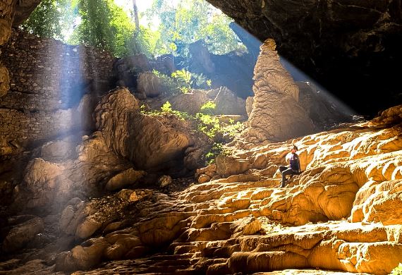 Khám phá “Tiểu Sơn Đoòng” thu nhỏ trong lòng Ngườm Ngao