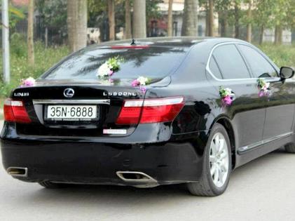 Đại gia Ninh Bình chơi trội với dàn Lexus biển khủng (2)