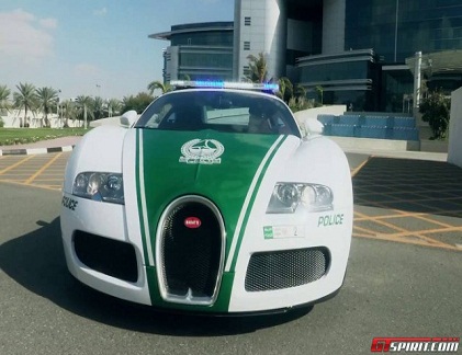 Bugatti Veyron khoác áo mới, nhập đội xế “khủng” cảnh sát Dubai