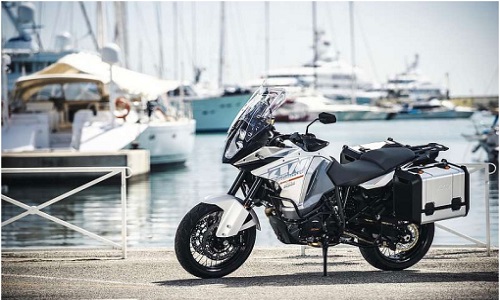 Vẻ "chuẩn man" của siêu mô tô KTM 1290 Super Adventure 2015 