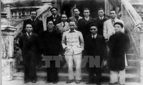 Quảng trường Ba Đình rộn ràng trong thời khắc lịch sử 2/9/1945