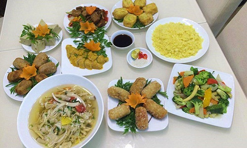 5 mặt hàng “hốt bạc” trong tháng cô hồn