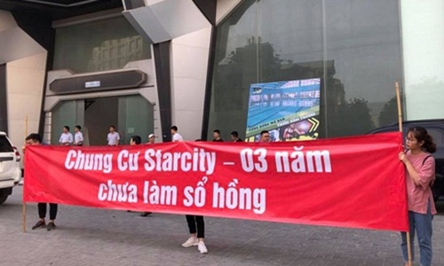 Cư dân vỡ mộng với “chung cư 4 sao" StarCity