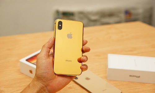 Cận cảnh iPhone XS mạ vàng hơn 50 triệu đồng tại Việt Nam