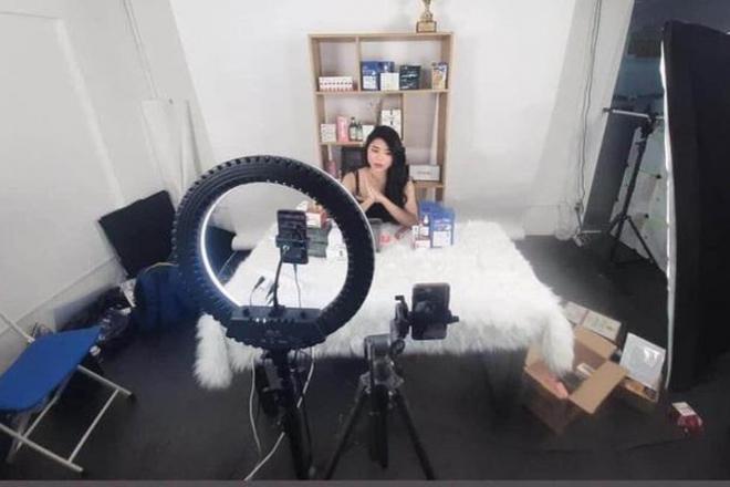 Lật tẩy mánh khóe livestream bán hàng nghìn đơn trên Facebook