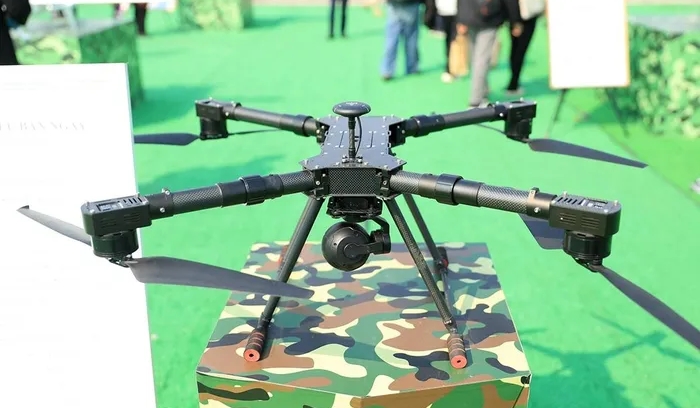 UAV chiến đấu thương hiệu Việt khiến người dân thích thú