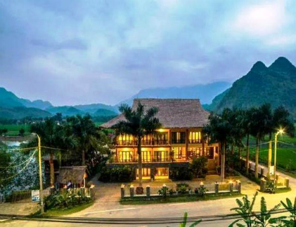 Đẳng cấp khách sạn Mai Châu Lodge trước khi cháy rụi