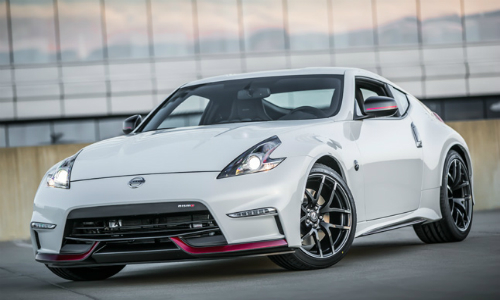 Nissan 370Z Coupe 2015 lộ giá bán từ 655 triệu