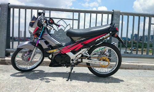 Mê mệt xe 2 thì đẹp khó cưỡng của Honda