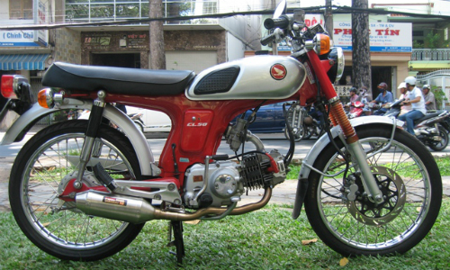 Xế cổ Honda 68 lột xác đầy phong cách