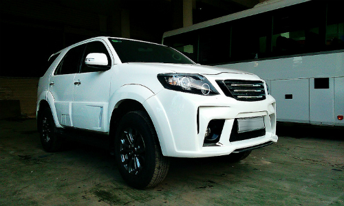 Toyota Fortuner độ bodykit hầm hố tại Việt Nam