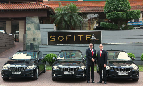 Thử trải nghiệm BMW 520i khách sạn Sofitel Plaza HN vừa tậu