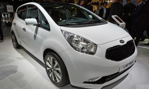 Xe gia đình nhỏ thực dụng Kia Venga 2015 trình làng