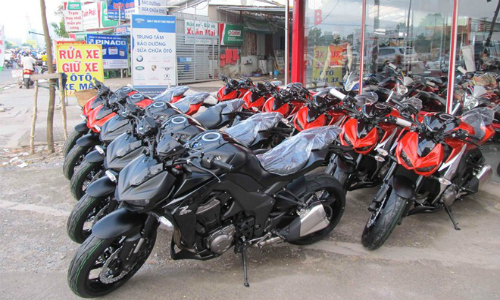 Khui lô hàng Kawasaki Z1000 đặc biệt vừa về VN