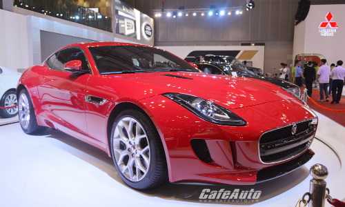 Siêu báo đốm Jaguar F-Type S làm nóng Vietnam Motor Show 2014