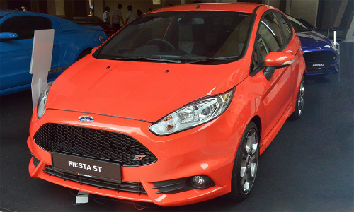 Chi tiết Ford Fiesta ST giá 44.850USD vừa trình làng