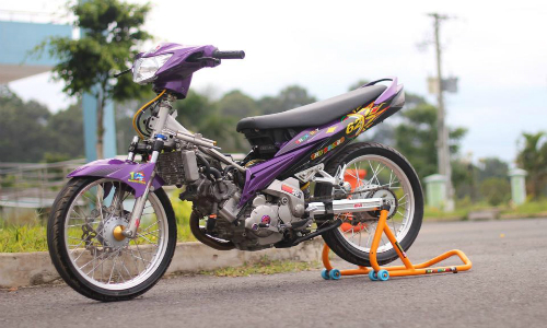 Yamaha Exciter tím mộng mơ của biker yêu tốc độ