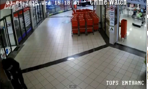 Video trộm gài mìn nổ tung cây ATM để lấy tiền