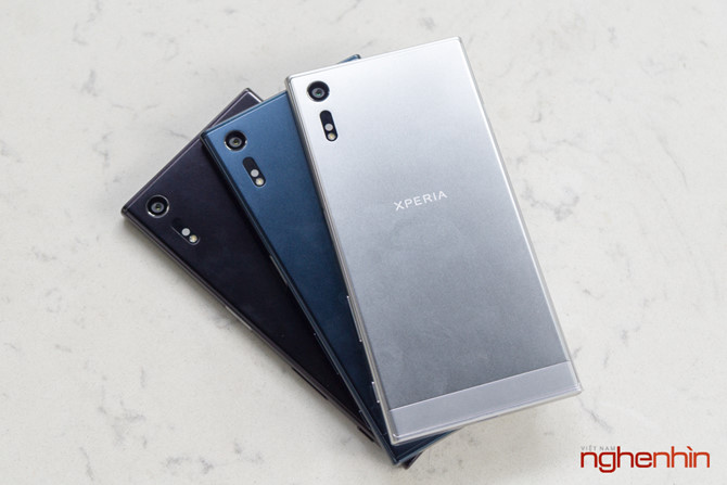 Ngắm ba chiếc Sony Xperia XZ đầu tiên tại Việt Nam