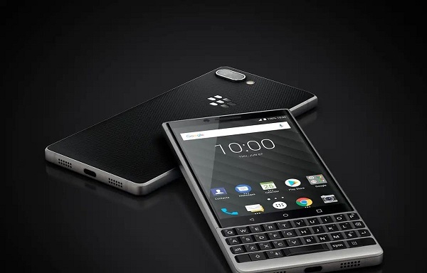 Smartphone 5G bàn phím QWERTY góp công “hồi sinh” BlackBerry