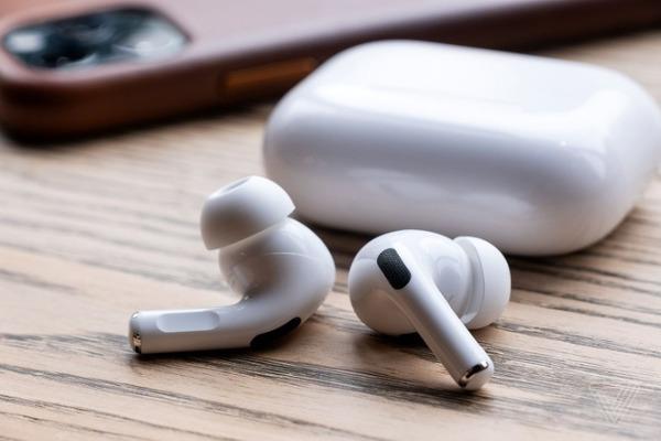 Airpods 3 sẽ có cú lột xác hoàn toàn, khác hẳn bản tiền nhiệm?