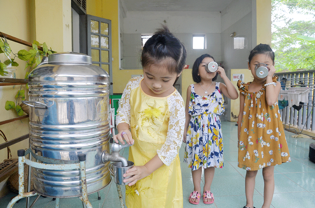 Tăng cường kiểm soát chất lượng nước uống trong trường học