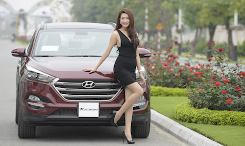 Mẫu Việt “đọ sắc” bên Hyundai Tucson phiên bản 2016