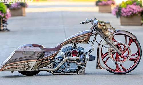 Harley-Davidson Street Glide độ Bagger “siêu mạnh, siêu độc“