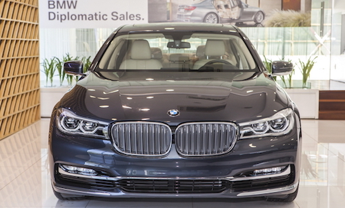 Chi tiết xe sang BMW 730Li giá 4,1 tỷ tại Việt Nam