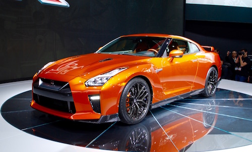 “Quái vật Godzilla” Nissan GT-R tiến hóa lần cuối