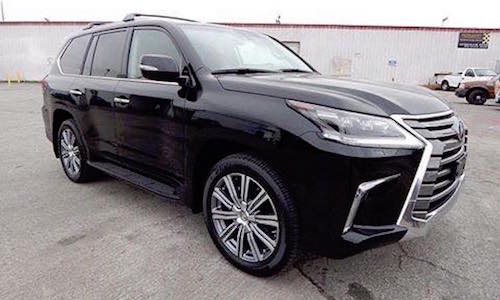 Lexus LX570 2016 “hàng ngoài” giá hơn 5 tỷ tại VN