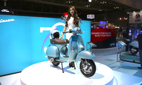 Piaggio Vespa PX phiên bản đặc biệt 70 năm tại VN