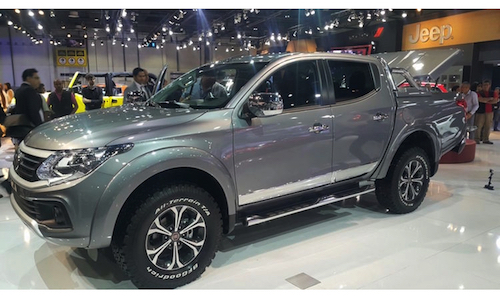 Mitsubishi Triton có “anh em song sinh” Fiat Fullback