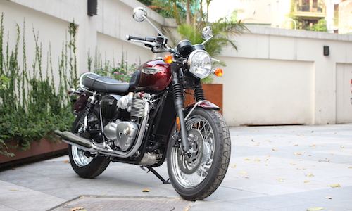 "Soi" Triumph Bonneville T120 giá 550 triệu đầu tiên tại VN